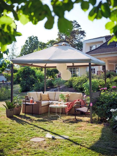 As well as creating a nice shady spot on really hot days, this gazebo is also on hand to help outdoor summer living last longer, especially if the weather isn’t continuous blazing sunshine. Combine it with outdoor seating like this modular sofa to create a comfortable area that brings all your indoor comforts out into the open air. #IKEA #summer #garden #outdoor #furniture #livingroom #draussen #sommer #gartenmöbel #garten #exterior #balkon #garten #terrasse #gartenideen #myIKEA Rooftop Terrace Design, Fabric Canopy, Gazebo Pergola, Summer Living, Terrace Design, Outdoor Living Room, Rooftop Terrace, Outdoor Life, Outdoor Seating