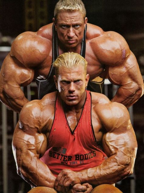 Incredible delt demonstration by the two Germans - Markus Rühl & Dennis Wolf Dennis Wolf, Markus Ruhl, Mr Universe, Bodybuilding Pictures, Body Build, Body Builders, Mr Olympia, Bodybuilding Fitness, Fitness Bodybuilding