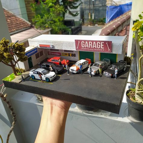 NoKa Hobbies on Instagram: “Bulan depan tanggal 10-11 April 2021 ada event @swapmeetcustomizer di @bragacitywalk . Save the date, come and join us 🤘🤘🤘🔥🔥🔥…” Hot Wheels Diorama Garage, Hotwheels Diorama Diy, Hot Wheels Garage Diy, Hot Wheels Cars Storage, Hot Wheels Cars Display, Car Model Display, Car Diorama, Mobil Off Road, Diecast Cars Display