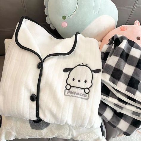 Kawaii Sleepwear, Kawaii Pajamas, Kawaii Home, Cute Store, Cute Pajama Sets, Funny Animal Photos, Lounge Pajamas, Cute Items, Suit Coat