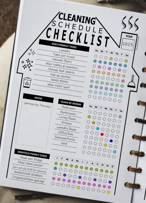 Bullet Journal Cleaning Schedule, Office Tips, Bullet Journal Ideas Templates, Journal Layouts, Bullet Journal Mood Tracker Ideas, Bulletin Journal Ideas, Bullet Journal Diy, Bullet Journal Notebook, Dot Journals