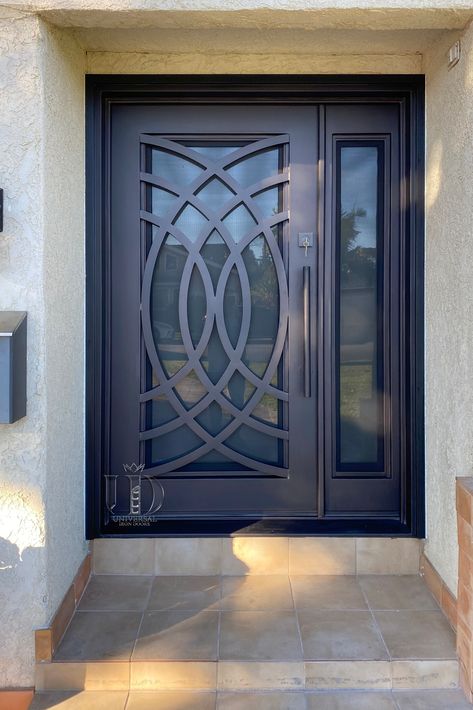 Single Iron Door Design, Front Door Handleset, Wrought Iron Entry Doors, Iron Entry Doors, Iron Door Design, Steel Door Design, Safety Door, Modern Front Door, Front Door Porch