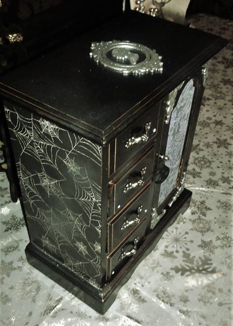 Jewellery Box made by me...Elle @Leli's Curiosities Witchy Jewelry Box Diy, Witch Houses, Jewlrey Box, Gothic Stuff, Box Makeover, Jewelry Box Makeover, Jewelry Box Diy, Goth Home, Goth Home Decor