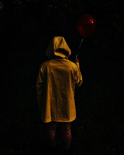 #ITmovie #balloon #yellow #georgie #photography #dark #aesthetic #red #horror #clown Yellow Horror Aesthetic, Red Horror, Horror Photo, Horror Clown, Horror Photography, Balloons Photography, Horror Photos, Photography Dark, Typography Posters