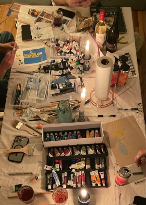 Fun Night Out Aesthetic, Drawing With Friends Aesthetic, Asian Vision Board, Art Night Aesthetic, Craft Party Aesthetic, Craft Astethic, Painting Party Aesthetic, Sip And Paint Aesthetic, Craft Night Aesthetic