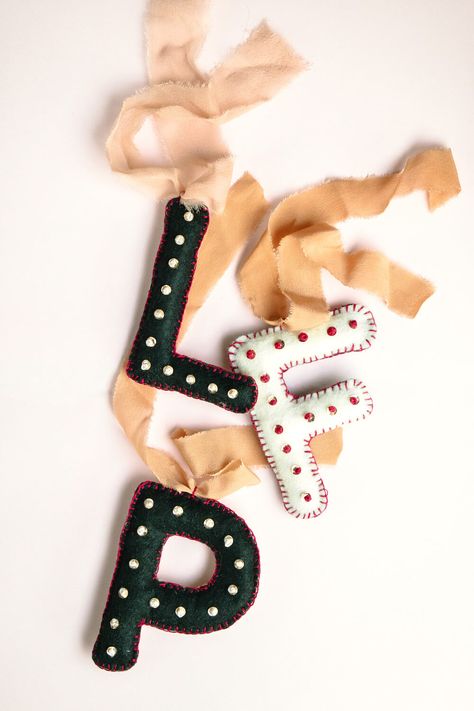 DIY Felt Monogram Ornaments Felt Monogram Letters, Letters For Stockings Diy Christmas, How To Make Felt Letters Diy, Felt Ornaments Initials, Felt Ornaments Letter, Felt Tree Topper Diy, Personalized Felt Ornaments, Felt Monogram Ornament, Stocking Letters Diy