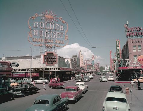 Golden Nugget Las Vegas, Las Vegas Cheap, Las Vegas Bars, Vegas Clubs, Vegas Showgirl, Old Vegas, Las Vegas Clubs, Sands Hotel, Vegas Shows