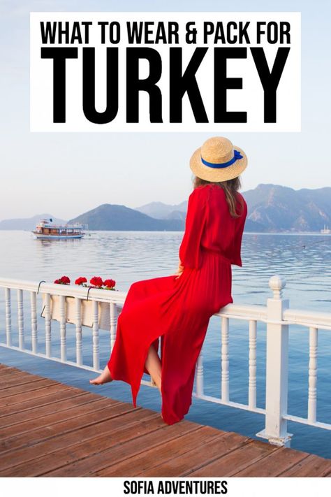 Traveling To Turkey Outfits, Winter Outfits For Turkey, Turkey Honeymoon Outfits, Spring In Turkey Outfit, Turkey Outfit Ideas Summer, Turkish Winter Fashion, Istanbul What To Wear, Outfit Ideas Turkey, Outfits For Istanbul Summer