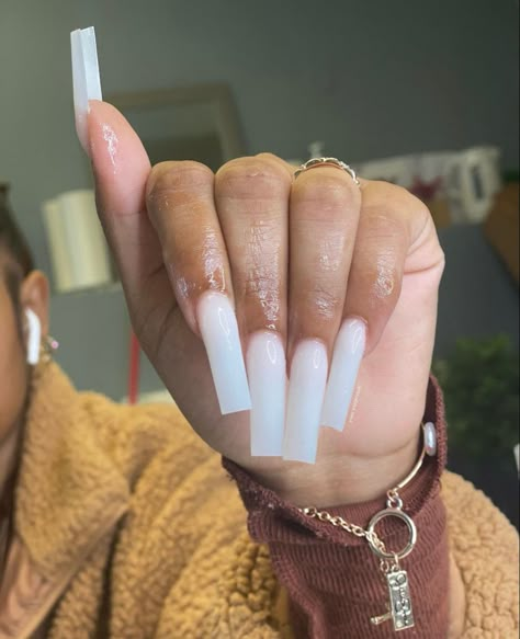 Long Nails Autumn, Long Basic Nails, Birthday Nail, Green Acrylic Nails, Acrylic Toe Nails, Long Acrylic Nail Designs, Colored Acrylic Nails, White Acrylic Nails, Basic Nails