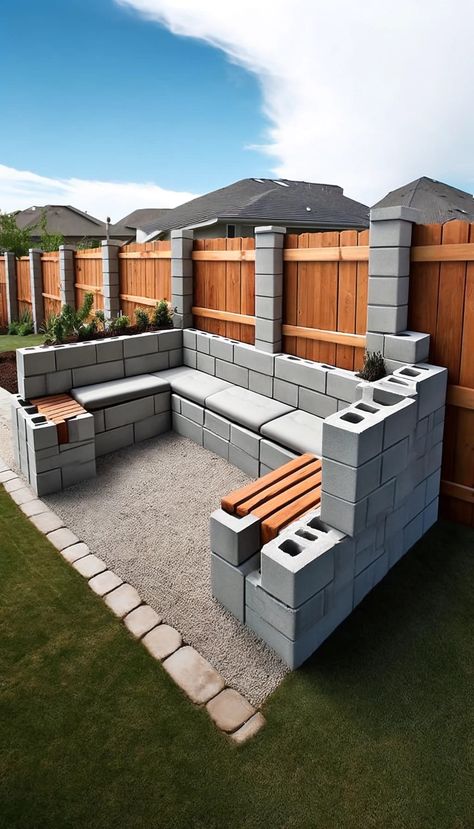 15+ Creative Cinder Block Fence Ideas for a Unique Yard 30 Cinder Block Pillars, Cinder Block Raised Garden Bed Ideas, Cinder Block Yard Ideas, Cinderblock Fence Ideas, Cinder Block Fence With Wood, Block Fence Ideas, Cinder Block Fence Ideas, Concrete Block Bench, Cinder Block Ideas