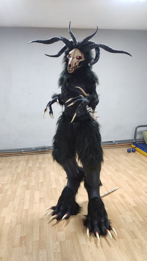 Wendigo Costume, Arte Monster High, Cosplay Diy, Fantasias Halloween, Steam Punk, Cool Costumes, Scary Halloween, Creature Art, Fantasy Creatures