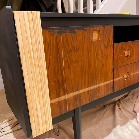 DIY novice upcycles sideboard to create a stunning good as new piece! G Plan Sideboard Upcycled, Diy Mid Century Modern Sideboard, Retro Sideboard Upcycled, Painted Mid Century Sideboard, Upcycled Mid Century Sideboard, Mid Century Sideboard Makeover, Sideboard Refinishing Ideas, Mcm Sideboard Makeover, Oak Sideboard Makeover