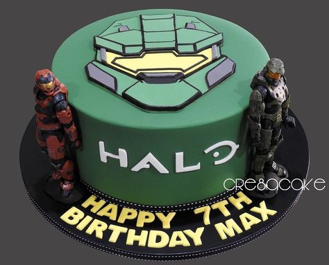 Halo Themed Cake, Master Chief Birthday Cake, Halo Party Ideas, Halo Cake Birthday, Master Chief Cake, Halo Party Ideas Birthdays, Halo Birthday Party Ideas Master Chief, Halo Cake Ideas, Halo Themed Birthday Party