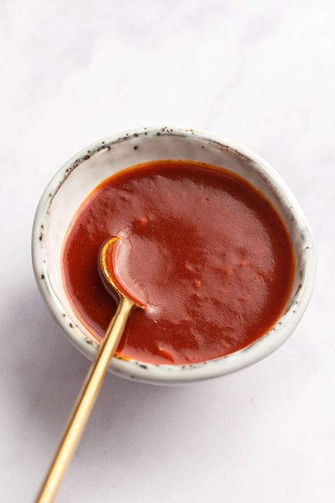 Try This Spicy and Sweet Korean Chogochujang Dipping Sauce Lacey Baier, Homemade Hoisin Sauce Recipe, Recipes With Hoisin Sauce, Slow Cooker Chicken Thighs, Lentil Loaf, Vegan Barbecue, Tamarind Sauce, Quick Easy Recipes, Sweet N Sour Chicken