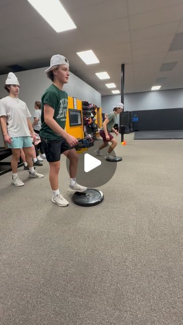 2.2M views · 98K likes | Coach Troy on Instagram: "Bantams working on speed and agility training" Baseball Weight Training, Cone Agility Drills, Baseball Agility Drills, Agility Training For Kids, Speed And Agility Drills For Kids, Agility Workouts Speed Training, Plyo Exercises, Speed And Agility Workout, Football Workouts Training