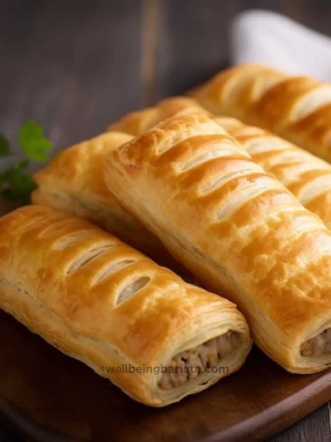 Mary Berry Sausage Rolls Best Sausage Roll Recipe, Homemade Sausage Rolls, Pasties Recipes, Sausage Rolls Recipe, British Cooking, Mary Berry Recipe, Best Sausage, Berries Recipes, Homemade Sausage