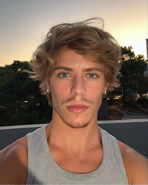 Men Blonde Hair, Blonde With Blue Eyes, Big Nose Beauty, Mustache Men, Mens Facial Hair Styles, Beauty Routine Tips, Haircut Inspiration, Dark Blonde Hair, Blonde Boys