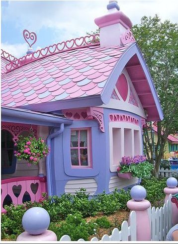 Purple House, Fairytale House, Drawing Room Decor, Cute House, Pink Houses, Kitchen Remodeling Projects, Dream Houses, Play House, Pretty House