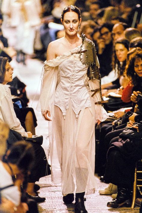 Jean Paul Gaultier 90s, Harry Clarke, Paul Gaultier Spring, Hussein Chalayan, Juergen Teller, Archive Fashion, Fantasias Halloween, New Rock, Mode Inspo