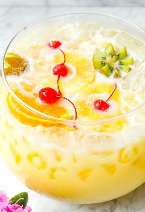 Piña Colada Punch Ooctaviat Store, Pina Colada Recipe For A Crowd, Mocktail Punch Bowl, Punch Bowl Drinks Alcohol, Pina Colada Punch Non Alcoholic, Punch Bowl Recipes, Pina Colada Recipe Non Alcoholic, Boozy Punch, Pina Colada Punch