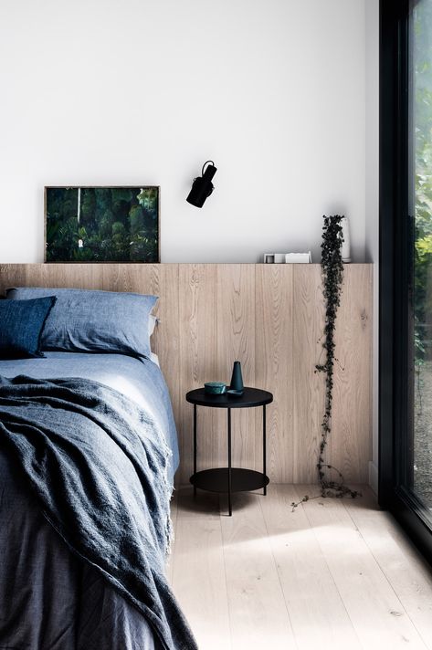 Headboard Makeover, Minimalism Living, Blue Linen Bedding, Australian Interior, Minimal Bedroom, Design Institute, Interior Design Awards, Oak Planks, Coastal Bedrooms