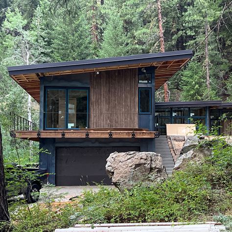 Modern Mountain Home Design | Prentiss Balance Wickline Modern Mountain Architecture, Mountain Modern Interior Design, Mountain Home Landscaping, Modern Mountain Home Exterior, Scandinavian House Exterior, Mountain Home Design, Modern Cabin Plans, Modern Mountain Cabin, Modern Cabin Design