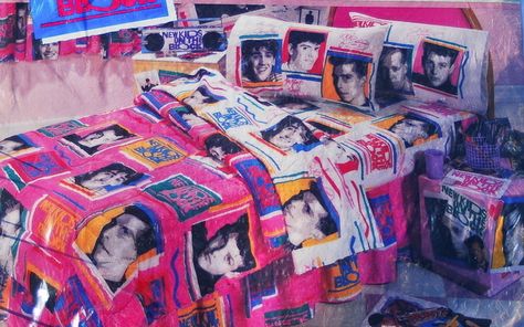 Your room was DECKED. OUT. You had full-on NKOTB bedding: bedsheets, comforter, pillowcases, shams... Jordan Knight, Childhood Days, When You Sleep, 90s Childhood, New Kids On The Block, Oldies But Goodies, Body On, Kids On The Block, 90s Kids