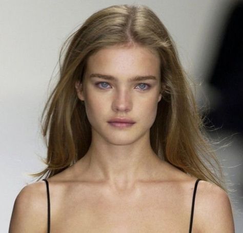 Natalia Vodianova Style, Natalia Vodianova, Blonde Hair, Blonde, Bra, Hair, Black