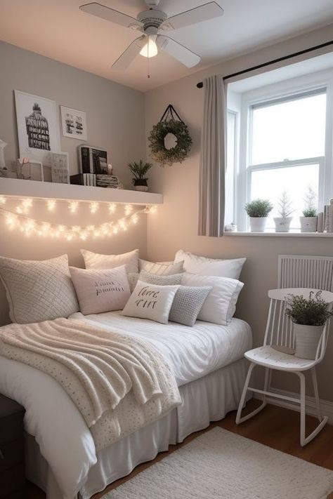 Cosy Bedroom, Minimalist Bedroom, Easy Room Decor, White Bed, Dreamy Bedrooms, Trendy Decor, Organization Bedroom, Aesthetic Bedroom, Bedroom Inspo