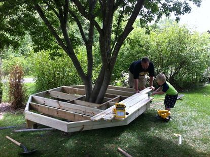 Diy Kids Play, Diy Cedar Planter Box, Diy Kids Bed, Play Castle, Large Backyard Landscaping, Kids Forts, Tree Fort, Build A Playhouse, Woodworking Projects For Kids