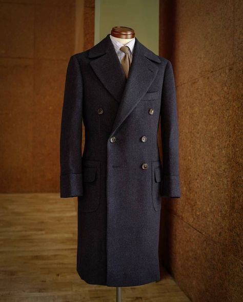 Ulster Coat, Polo Coat, Overcoat Men, Mens Overcoat, Classy Suits, Mens Attire, Men Suit, Fashion Suits For Men, Jackets Men Fashion