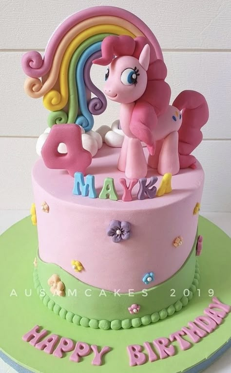 Pony Cake Birthday, My Little Pony Cake Ideas, Pony Theme Cake, My Little Pony Birthday Cake, Rainbow Dash Cake, Cake Designs For Girl, My Little Pony Cake, 5th Birthday Cake, Little Pony Cake