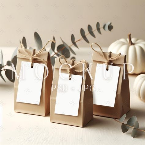 Thank you for choosing Mie Mockup Studio! Autumn Gift Tag Mockup - Start your creative projects immediately with this instant digital download. No waiting for delivery--your autumn favor tag designs are just one click away! (This is an instant digital download, and no physical items will be shipped. The images do not contain any watermarks or text.) More Favor Tag Mockup: Click on this link: https://www.etsy.com/shop/MieMockupStudio?search_query=Favor Tag Mockup Here's what you'll receive with y Bottle Packaging Ideas, Fall Favor, Tag Mockup, Christmas Gift Tags Diy, Small Thank You Gift, Clinic Logo, Marketing Gift, Gifts Wrapping Diy, Gift Tags Diy