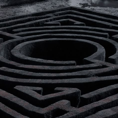 Dark Maze Aesthetic, Ethan Nakamura Aesthetic, Battle Of The Labyrinth Aesthetic, Claustrophobia Aesthetic, Claustrophobia Art, Maze Aesthetic, Stone Labyrinth, Labyrinth Aesthetic, House Of Leaves