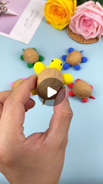 paper crafts creator on Instagram: "Title:
DIY Little Turtle Craft with Walnut Shells

Hashtags:
#parentchildcraft #kidscrafts #homemadetoys #handmadeDIY #recycledcrafts #turnwasteintotreasure" Walnut Shell Crafts, Turtle Craft, Craft Ideas Paper, Turtle Crafts, Paper Craft Ideas, Homemade Toys, Walnut Shell, Art N Craft, Shell Crafts