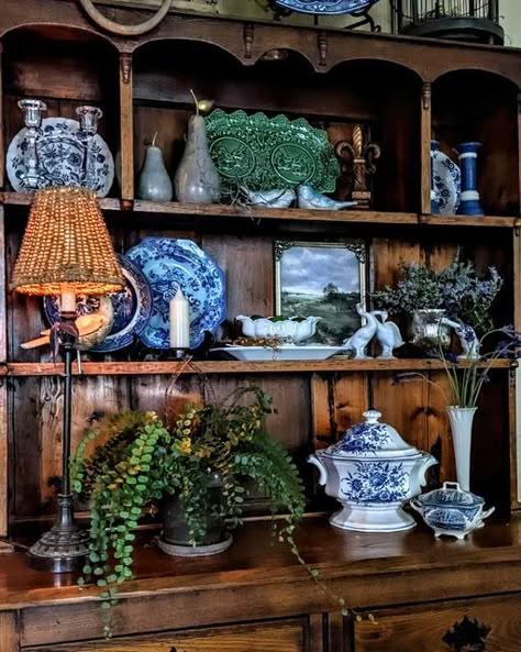 Blue Willow Decor, China Hutch Decor, Hutch Styling, Hutch Display, Lavender And Rosemary, Hutch Decor, Country Dining Rooms, Bookcase Decor, Blue White Decor