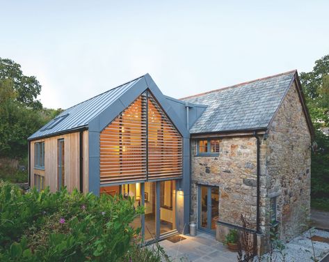 Chalet Extension, Barn Extension, Extension Exterior, Music Building, Barn Exterior, Cladding Ideas, Oak Framed Extensions, Cottage Extension, Side Extension