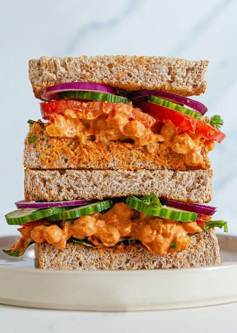 Chickpea Masala Sandwich - So Vegan Masala Sandwich, Chickpea Masala, Chickpea Sandwich, Vegan Sandwich Recipes, Buffalo Chicken Salad, Sandwich Fillings, Vegan Sandwich, Vegetable Puree, Vegan Condiments