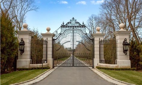 Mansion Gates Entrance, French Gates, Farm Villa, Estate Gates, Garden Gate Design, Episode Interactive Backgrounds, Resort Architecture, Entrance Gates Design, Neoclassical Architecture