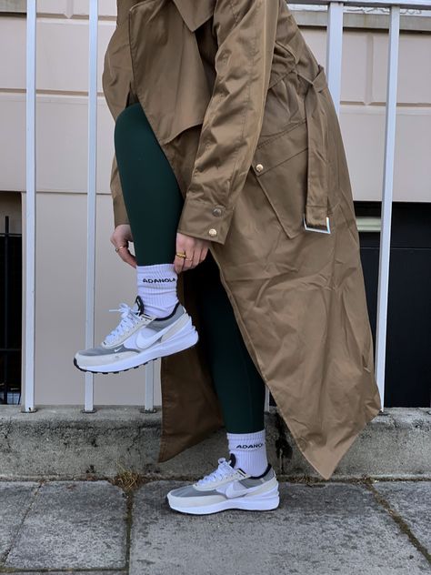 Trench coat outfit, adanola leggings, nike waffles Waffle One Nike Outfit, Nike Waffle One Womens Outfit, Nike Waffle One Outfit Men, Sacai Nike Outfit, Nike Waffle Outfit, Nike Sacai Waffle Outfit, Nike Waffle One Outfit, Outfit Sepatu, Adanola Leggings