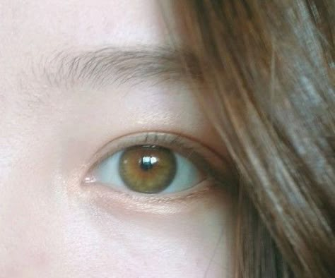 Beautiful Eye Shape Aesthetic, Asian Doe Eye, Asian With Hazel Eyes, Doe Shaped Eyes, Asian Eye Color, Asian Hazel Eyes, Eye Shape Aesthetic, Beautiful Eye Color Aesthetic, Tapered Eyelids Aesthetic