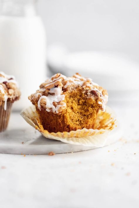 Pumpkin Streusel Muffins - Broma Bakery Pumpkin Baking, Pumpkin Streusel Muffins, Pumpkin Streusel, Broma Bakery, Pumpkin Pie Mix, Coffee Cake Muffins, Streusel Muffins, Muffin Streusel, Crunchy Pecans