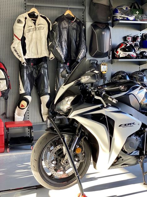 This week's blog post looks at how to store motorbikes and motorbike accessories in a GarageKing storage system. Motorcycle Garage Aesthetic, Motorbike Garage Ideas, Motorbike Garage, Garage Motorcycle, Bike Garage, Moto Wallpapers, Motorcycle Storage, Motorbike Parts, Pink Motorcycle