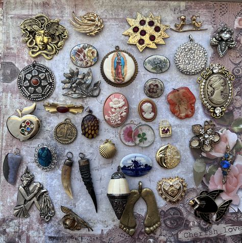 Beautiful items, all vintage, found and made in Europe, Broches, Pendants , Charms, medals... Choose your Charm(s) from the drop-down menu, the numbers are on the photo's, Pendants come with rings and or clips and a matching chain! Worldwide shipping within two weeks. Broches Jewelry, Vintage Pendant Locket Brooch, Ornate Collectible Charms Jewelry, Victorian Vintage Charm Metal Jewelry, Vintage Baroque Brooches For Gifts, Gold Victorian Brooches With Vintage Charm, Antique Costume Jewelry, Upcycled Vintage Jewelry, European Jewelry