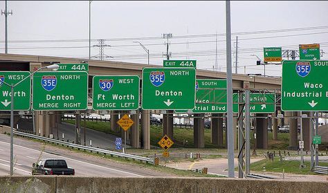 We know you learned to drive in Texas! Texas Signs, Texas Humor, Only In Texas, Texas Life, Republic Of Texas, Texas Places, Texas Forever, Loving Texas, Texas Girl