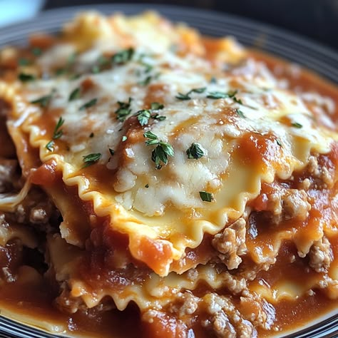 Crockpot Ravioli Lasagna Easy Crockpot Lasagna Ravioli, Slow Cooker Ravioli Lasagna Crockpot, Crockpot Cheese Ravioli Lasagna, Skillet Ravioli Lasagna, Crockpot Ravioli Lasagna Crock Pot, Crockpot Tortellini Lasagna, Crockpot Ravioli Lasagna With Ricotta, Rival Crockpot Recipes, Easy Crockpot Ravioli Lasagna