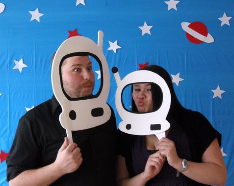 There were (dollar store foam-core board) cut-outs of astronaut helmets, like these: Nasa Party, Birthday Party Photo Booth, Rocket Party, Space Costumes, Astronaut Party, Astronaut Helmet, Astronaut Birthday, Space Theme Party, Outer Space Party