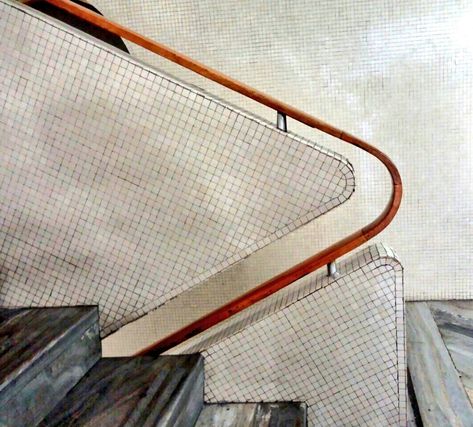 Stair Case, Stair Handrail, Lan Can, Beige Interior, Carlo Scarpa, Coban, Interior Stairs, George Nelson, Alvar Aalto