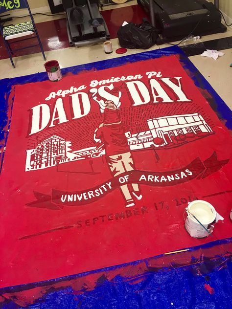 Sorority Parents Weekend Themes, Dads Day Banner Sorority, Dads Weekend Banner, Sorority Parents Weekend Banner, Sorority Tshirt Ideas, Dads Day Sorority, Parents Weekend Banner, College Parents Weekend, Homecoming Banners