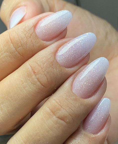 Milky Way Nails, Pink Almond Nail Ideas, Milky Nails Ideas, Pink Almond Nail Designs, Bold Nail Art, Almond Nail Ideas, Pale Nails, Fall Nail Ideas, Milky Pink